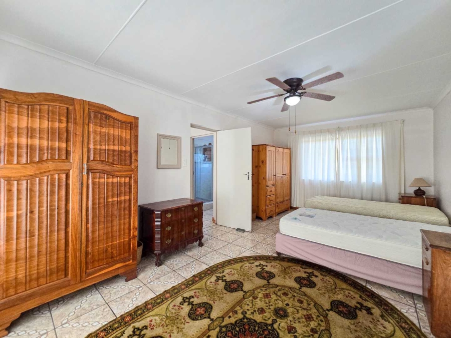 3 Bedroom Property for Sale in Stilbaai Wes Western Cape